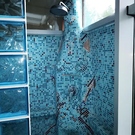 Aqua Aranypart Apartman *
