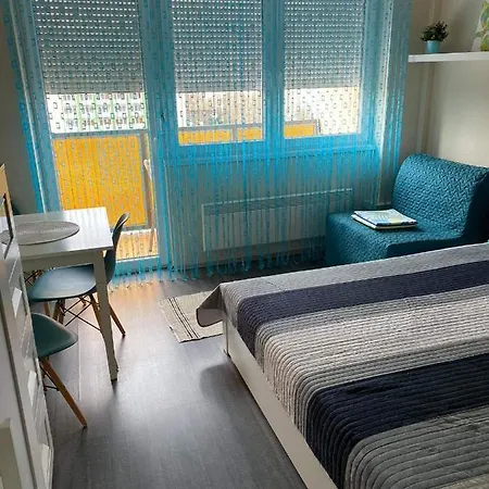 Aqua Aranypart Apartman 시오포크