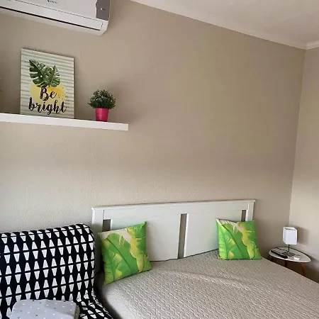Aqua Aranypart Apartman 아파트 *