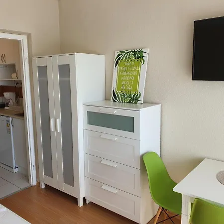 Aqua Aranypart Apartman 아파트
